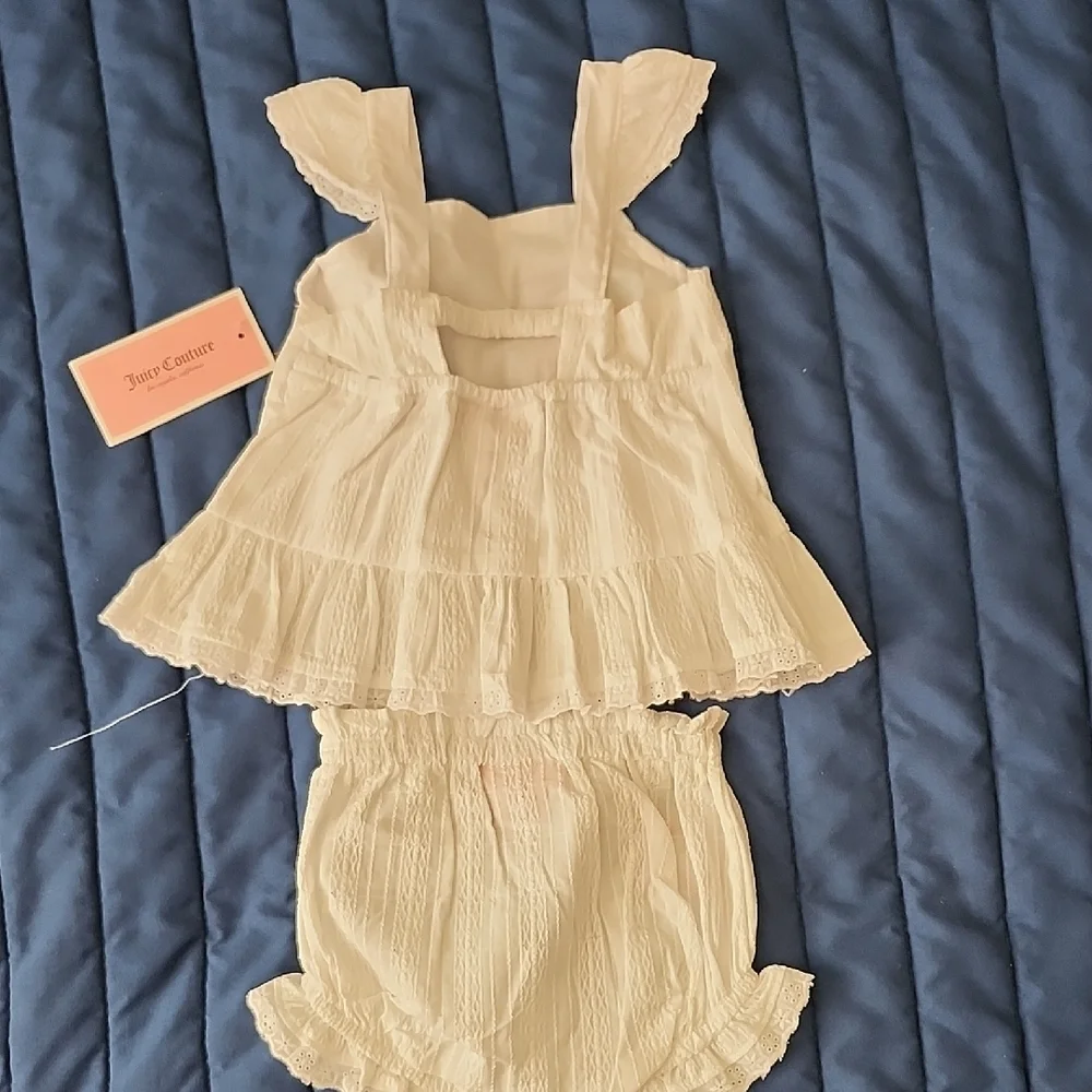 Juicy Couture White Floral Shorts Set - Picture 6 of 6